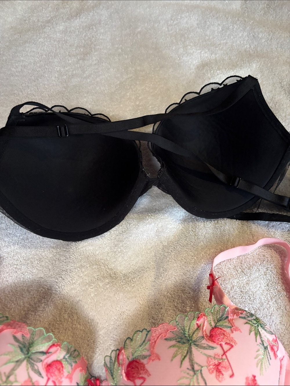 Victoria's Secret Mixed Bra Lot - Black, Pink Floral, Solid Black, Red - Picture 8 of 16